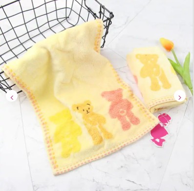 Perché il design dei bordi e le prestazioni di assorbimento d'acqua del cotone jacquard sono così buoni per bambini?